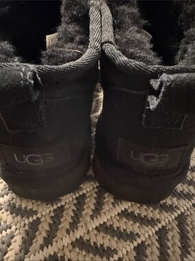 UGG women’s Black Plush-Lined Ankle Boots